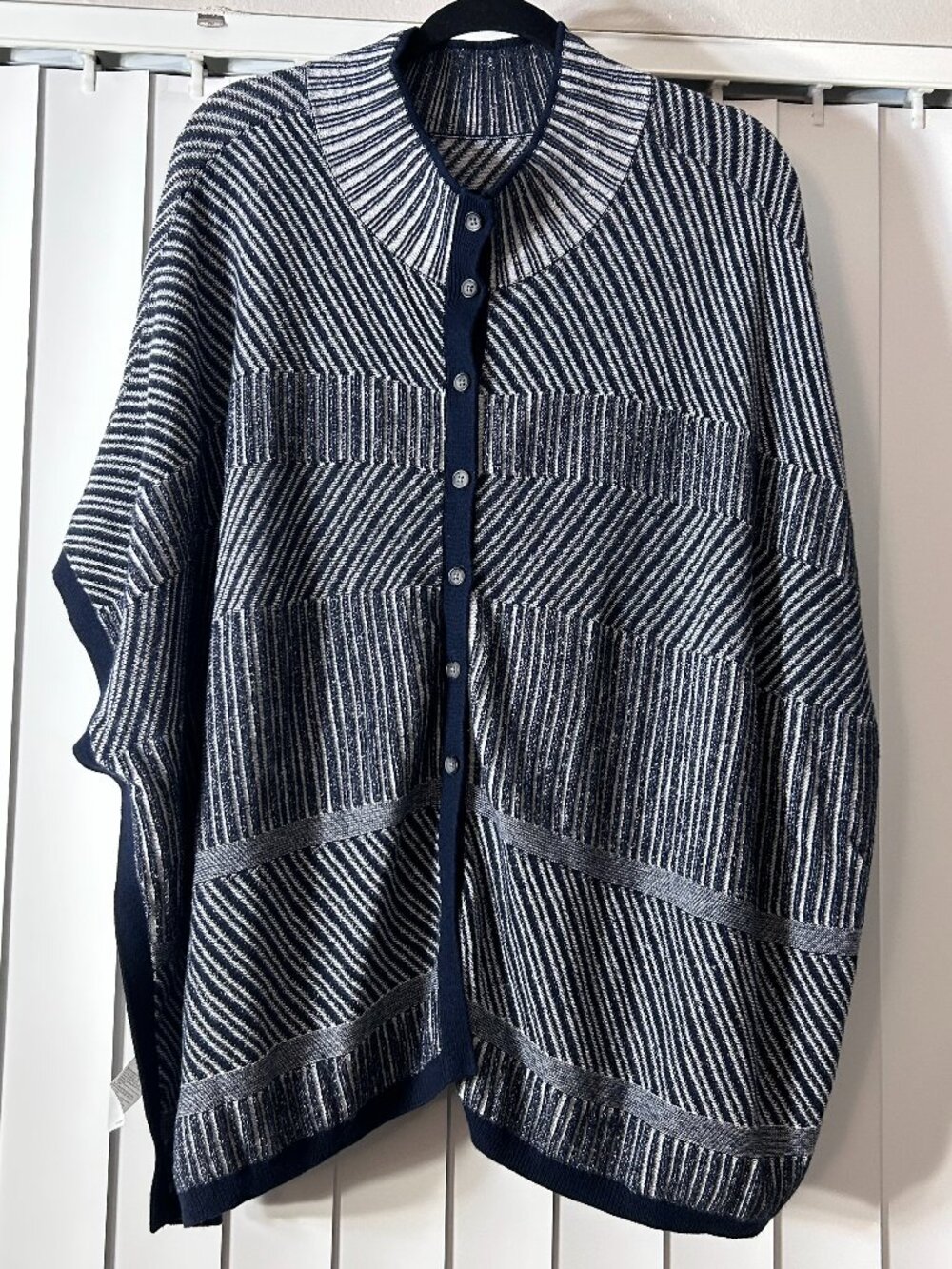 Women's Banana Republic Navy Sweater Cape Cardigan Size Small